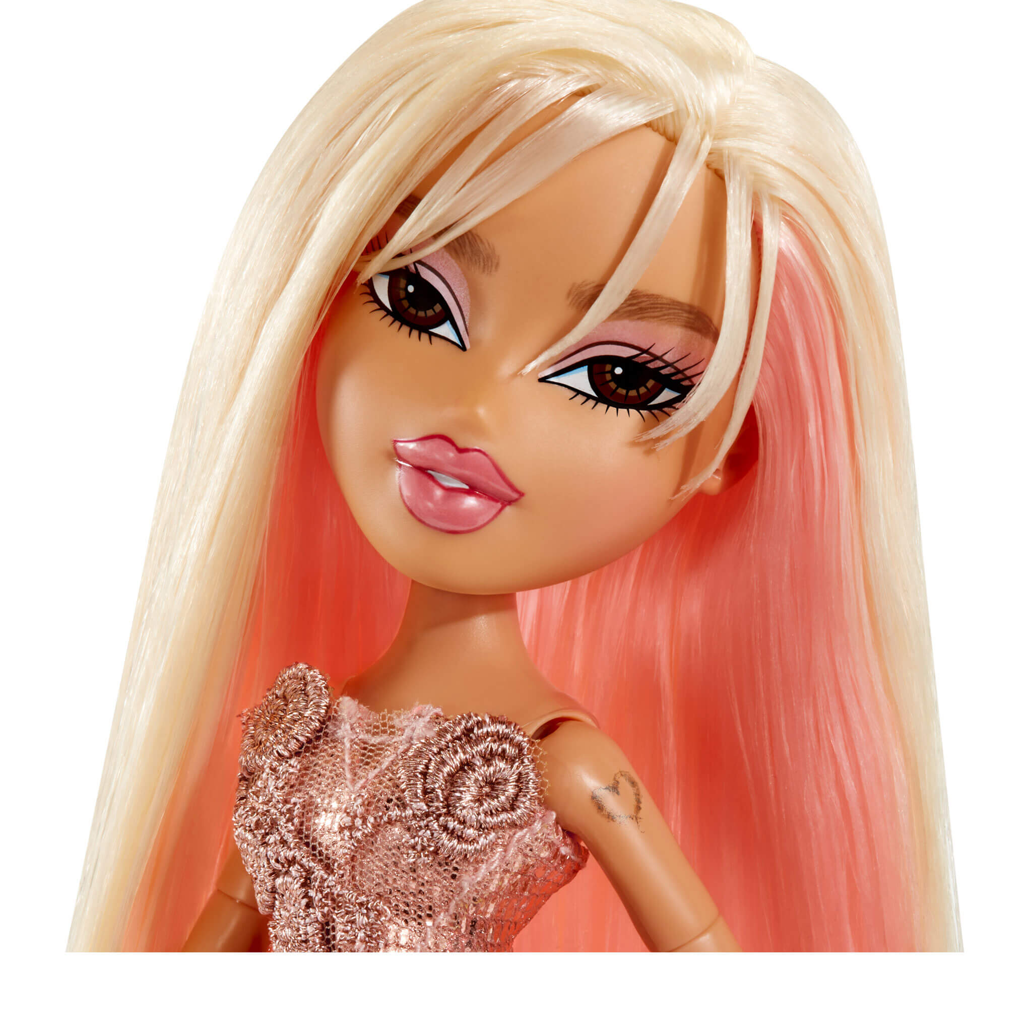 Bratz x Karol G Collector Doll - Image 4